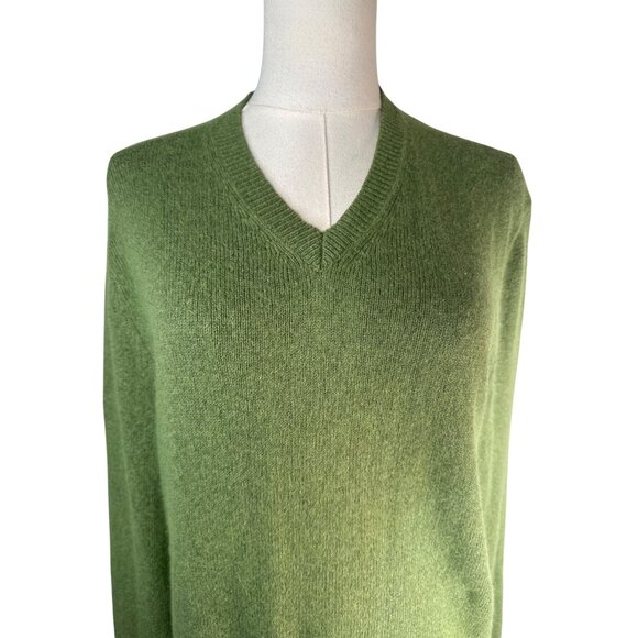 Banana Republic Medium Luxury Blend Soft Green V Neck Sweater Cashmere - Picture 5 of 13